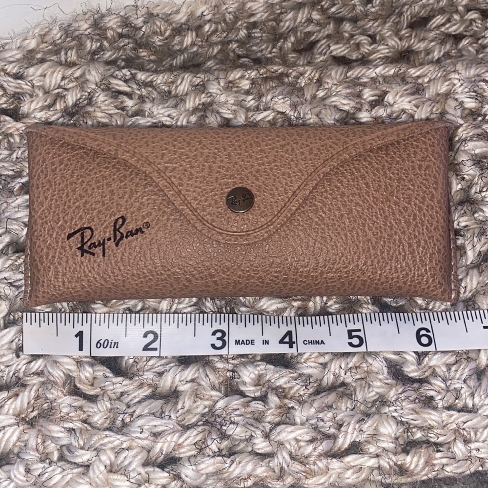 Ray-Ban glasses case - Picture 6 of 7